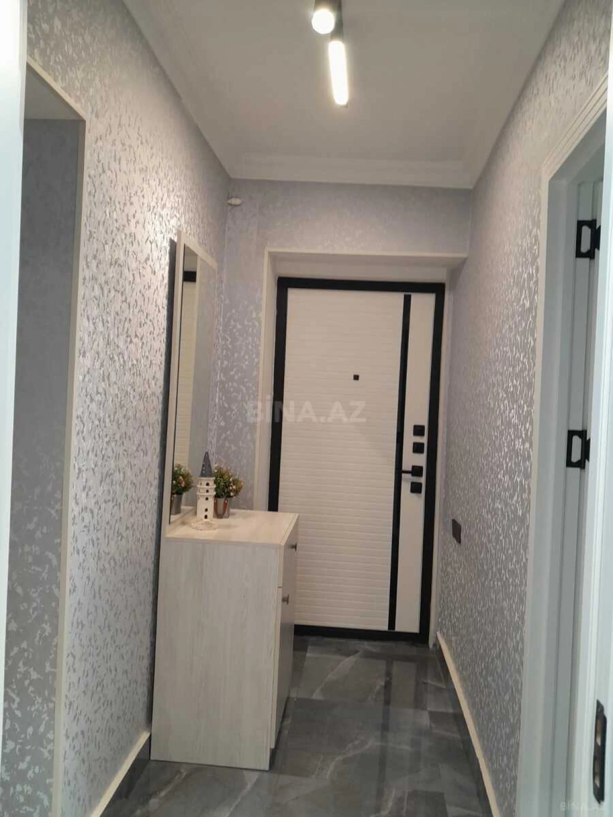 Satılır 3 otaqlı mənzil 62 m²