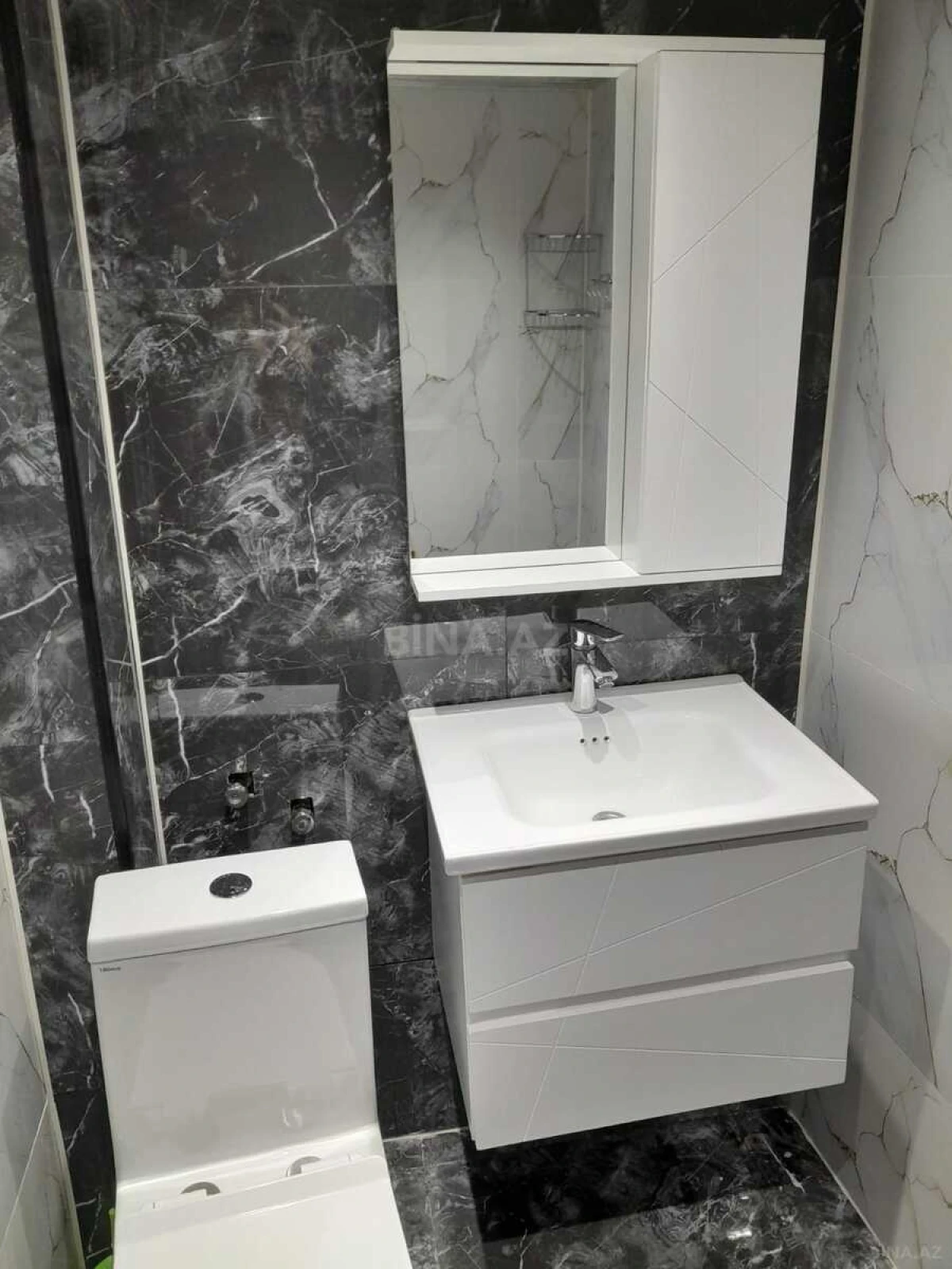 Satılır 3 otaqlı mənzil 62 m²