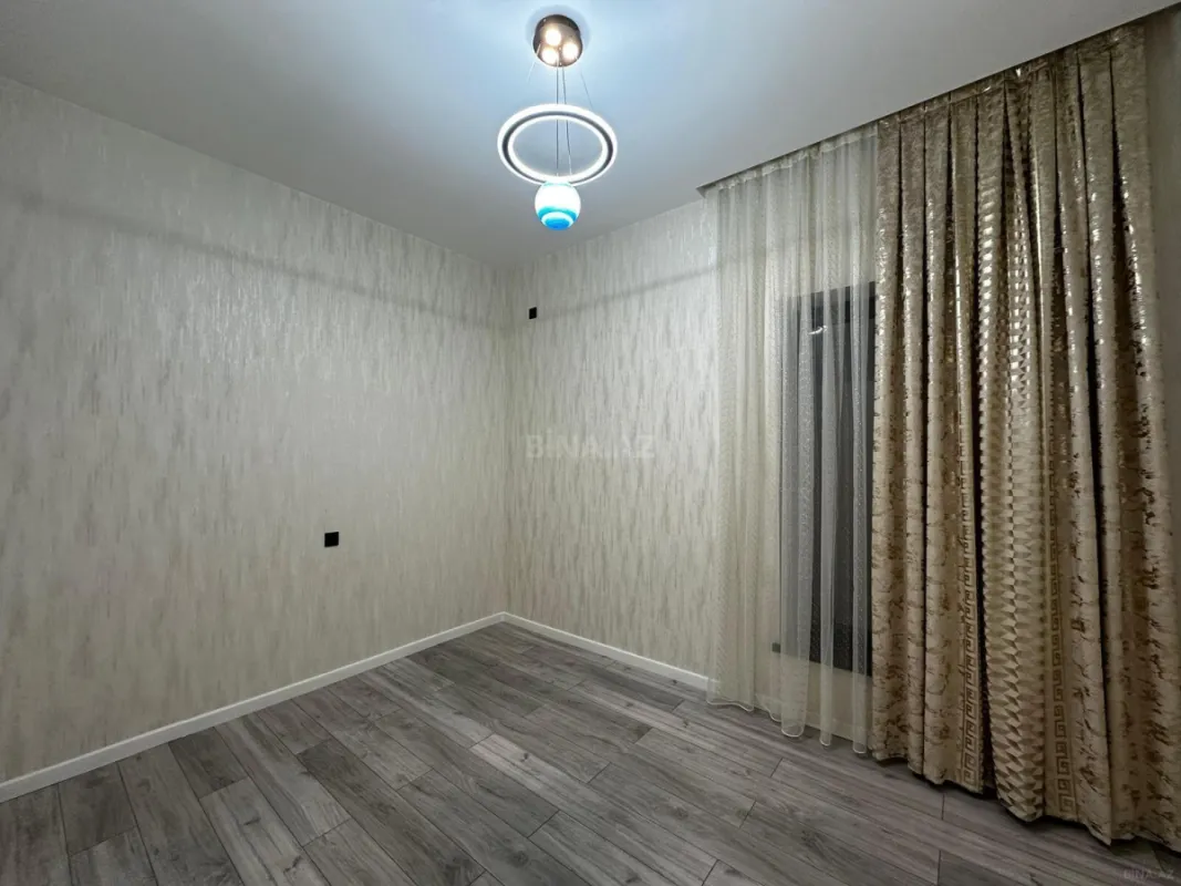 Satılır 4 otaqlı həyət evi 155 m²