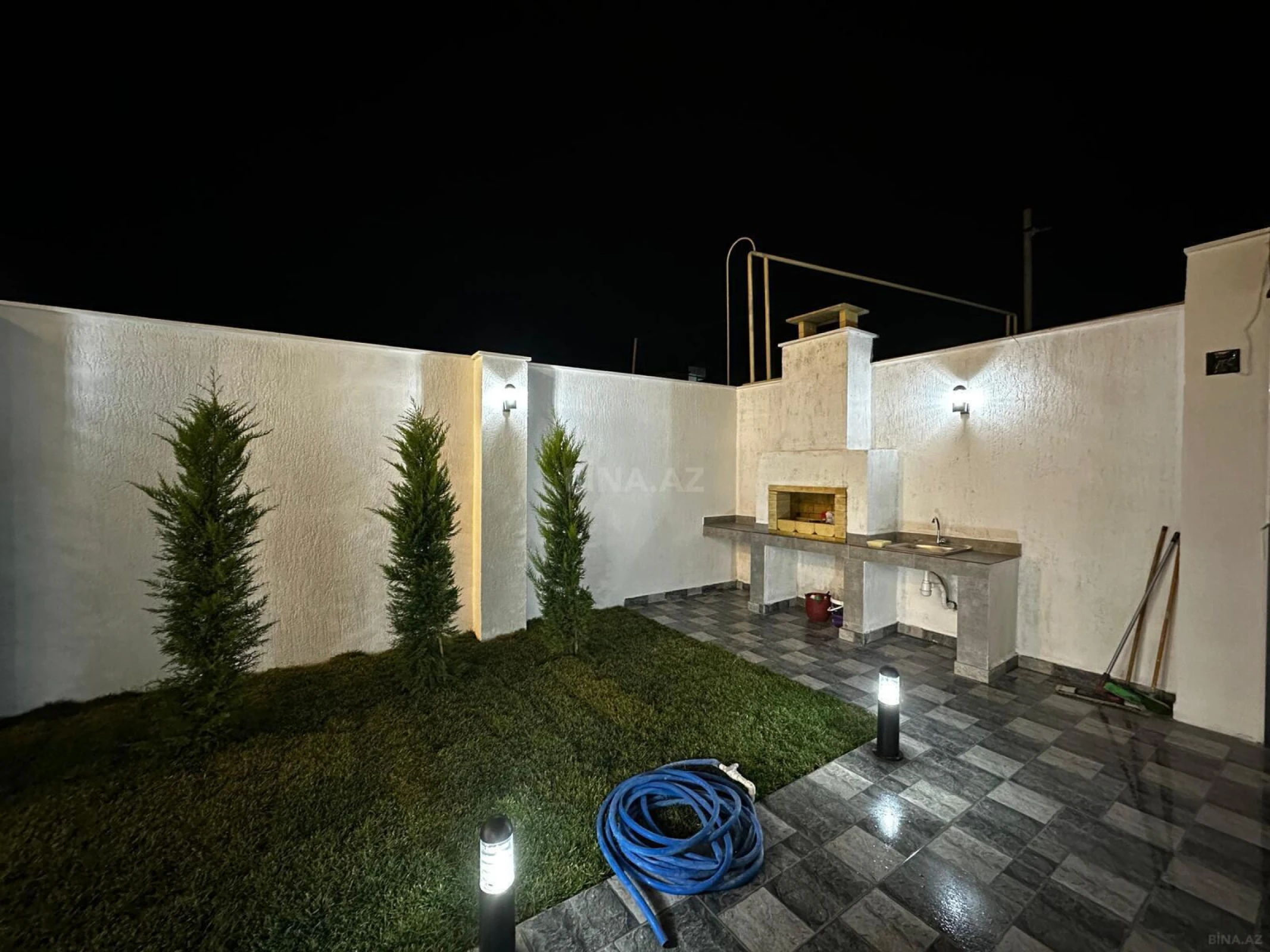 Satılır 4 otaqlı həyət evi 155 m²