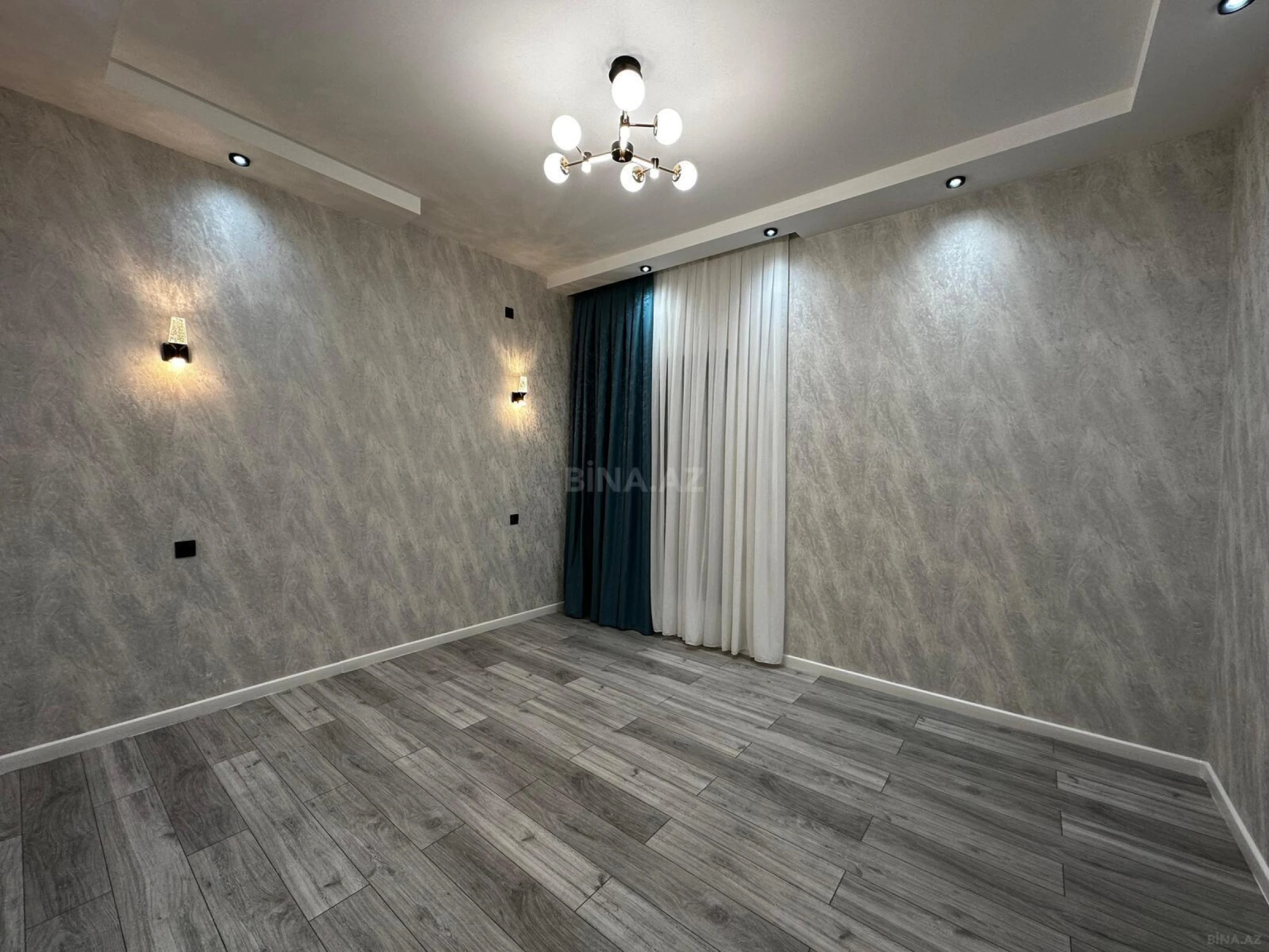 Satılır 4 otaqlı həyət evi 155 m²