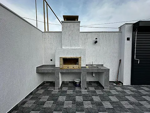 Satılır 4 otaqlı həyət evi 155 m²