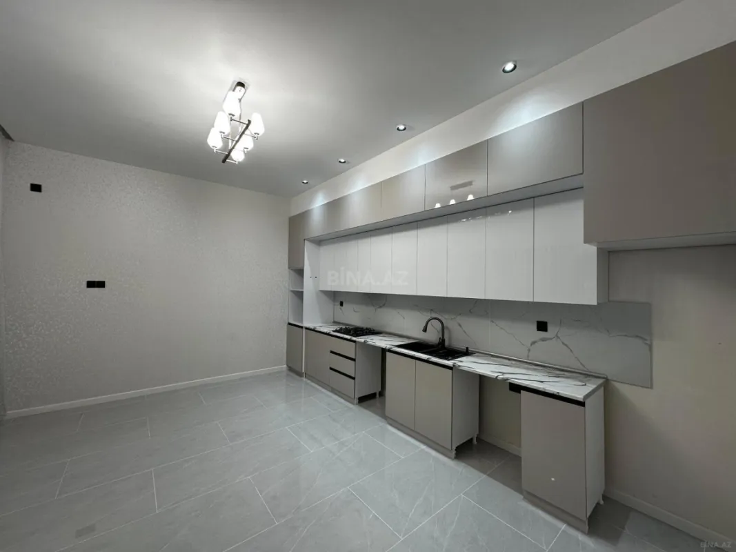 Satılır 4 otaqlı həyət evi 155 m²