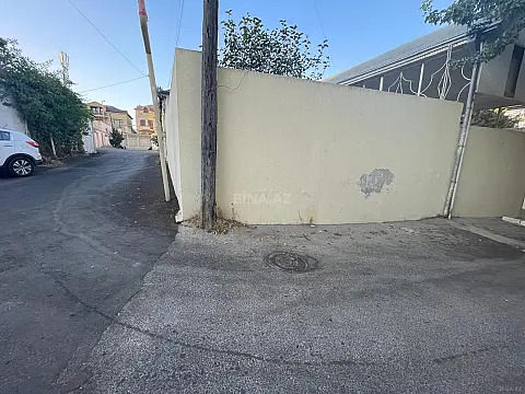 Satılır 6 otaqlı həyət evi 180 m²