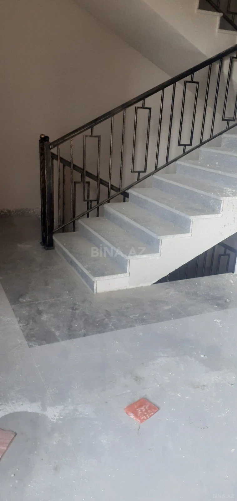 Satılır 2 otaqlı mənzil 51 m²