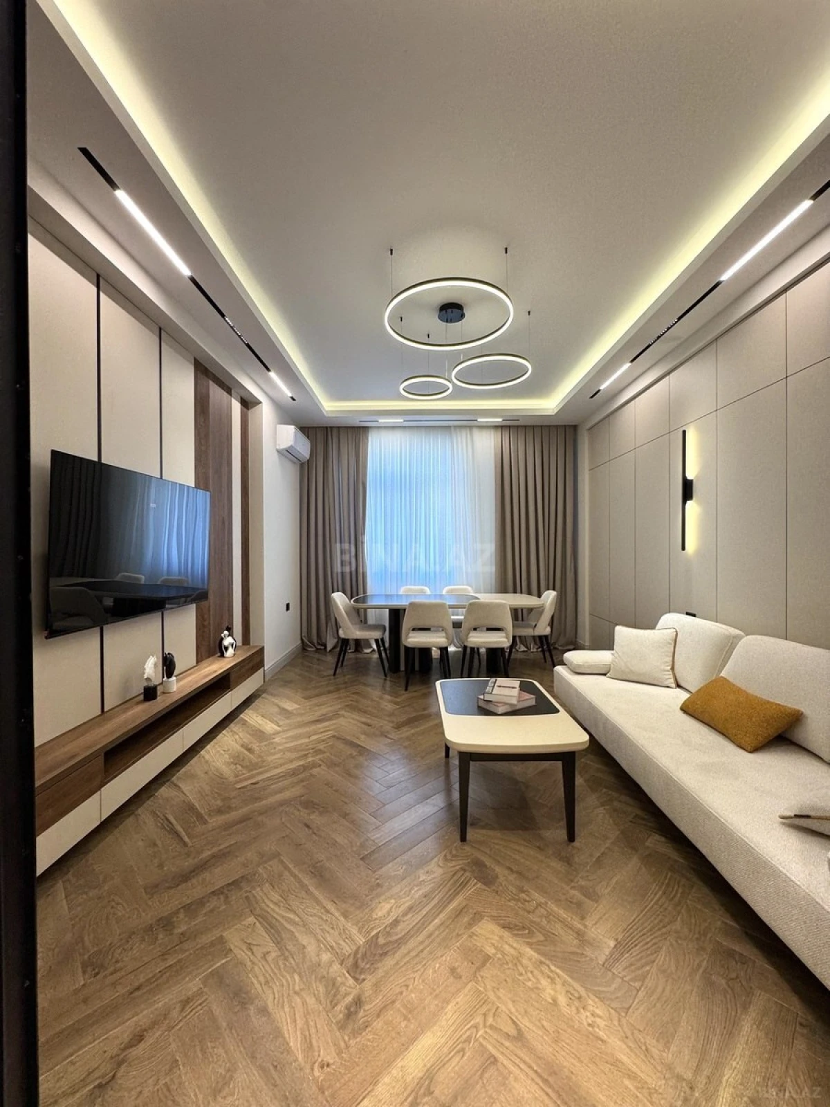 Satılır 2 otaqlı mənzil 86 m²