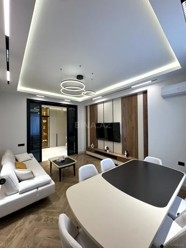 Satılır 2 otaqlı mənzil 86 m²
