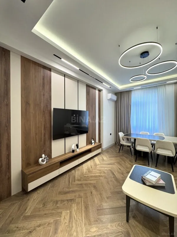 Satılır 2 otaqlı mənzil 86 m²