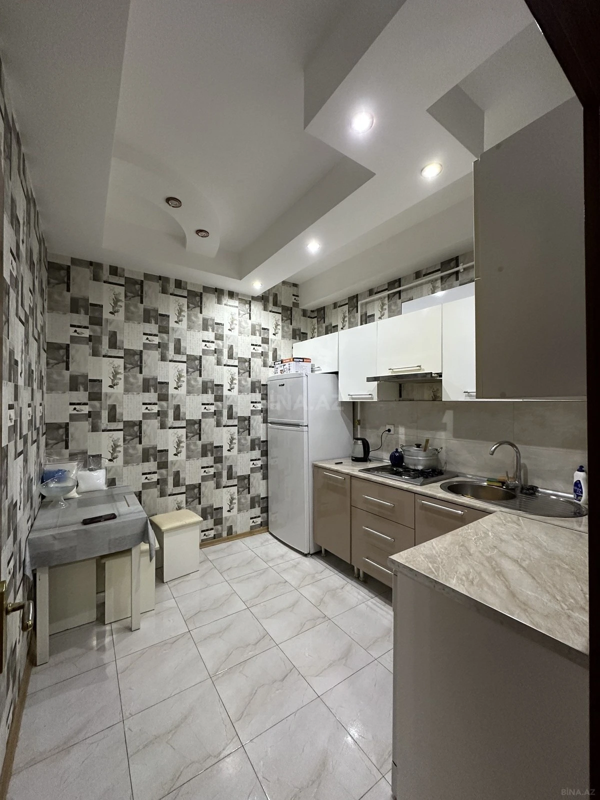 Satılır 3 otaqlı mənzil 100 m²