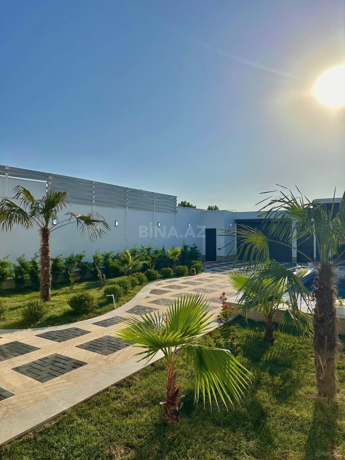 Satılır 5 otaqlı həyət evi 220 m²