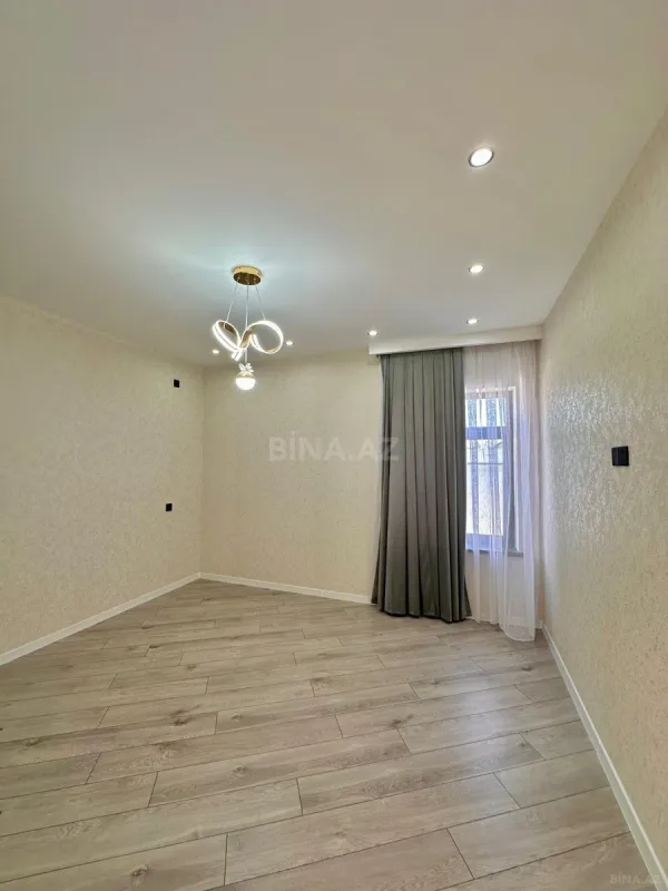 Satılır 5 otaqlı həyət evi 220 m²