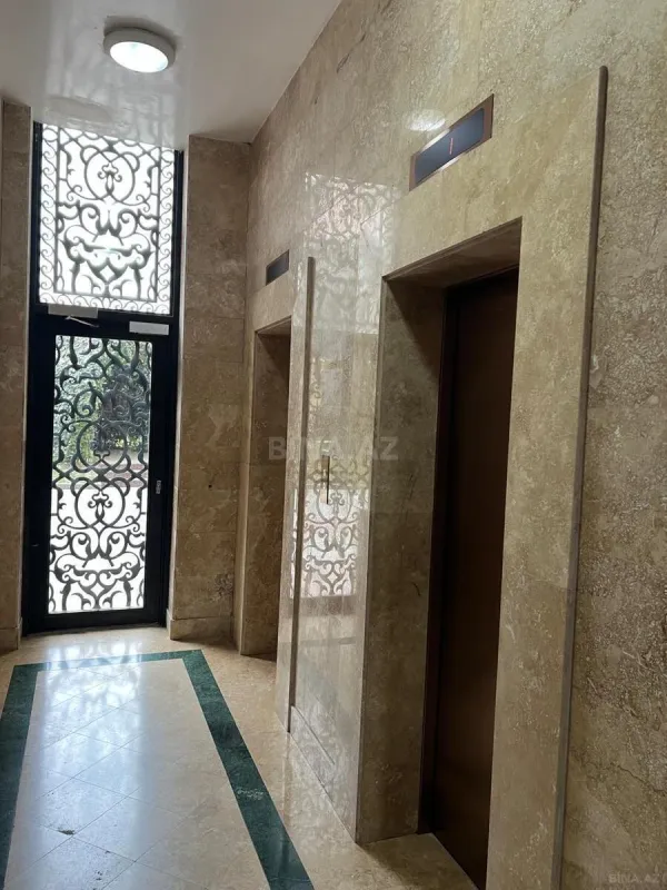 Kirayə verilir 2 otaqlı mənzil 67 m²