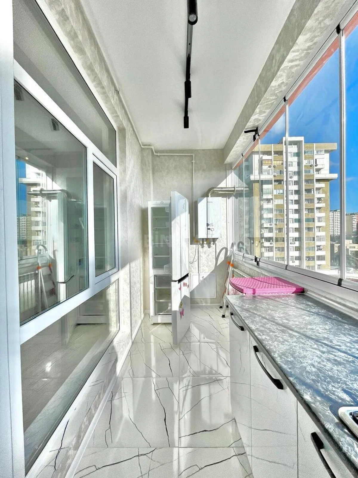 Satılır 2 otaqlı mənzil 60 m²