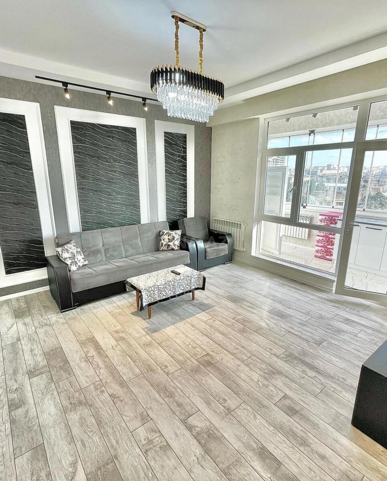 Satılır 2 otaqlı mənzil 60 m²
