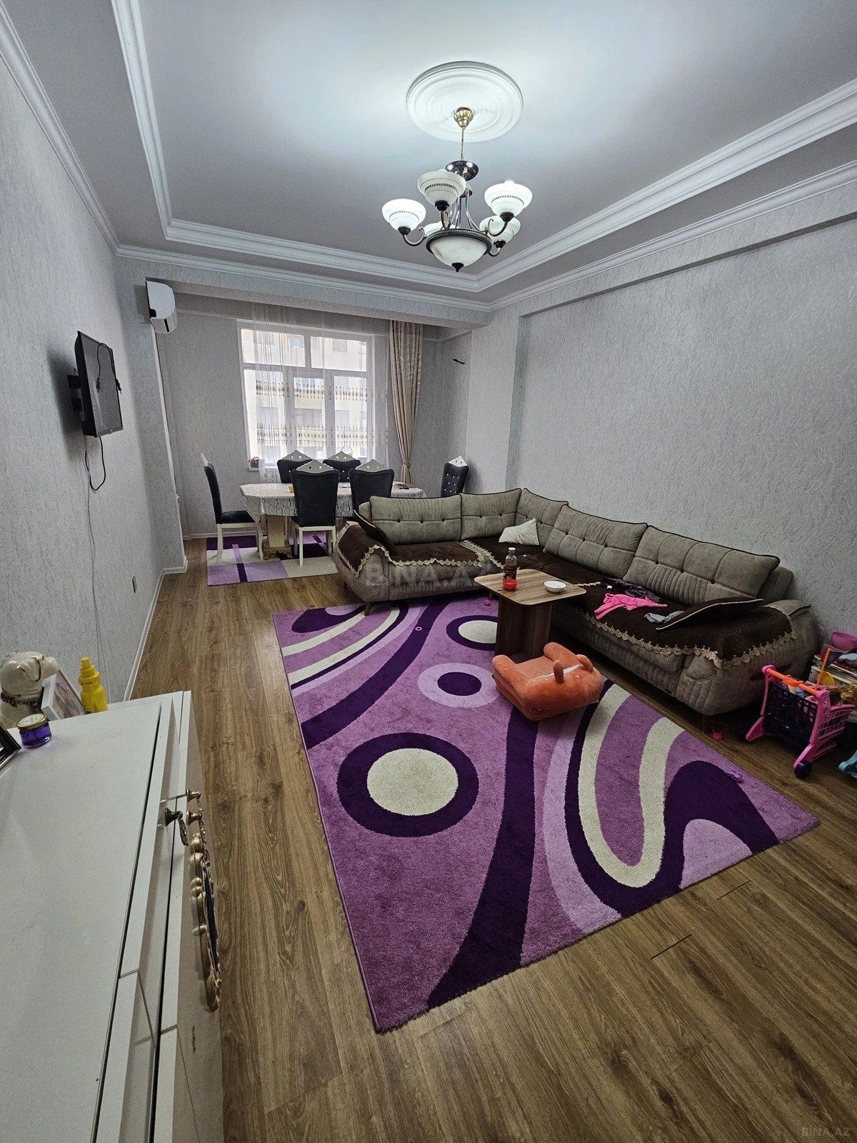 Satılır 2 otaqlı mənzil 102 m²