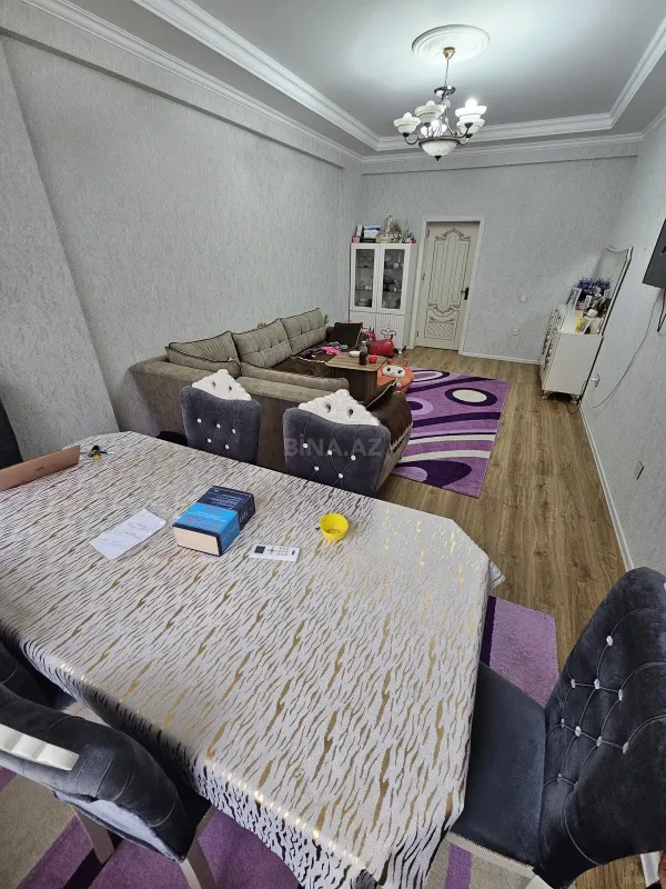 Satılır 2 otaqlı mənzil 102 m²