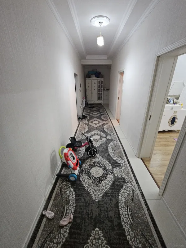 Satılır 2 otaqlı mənzil 102 m²