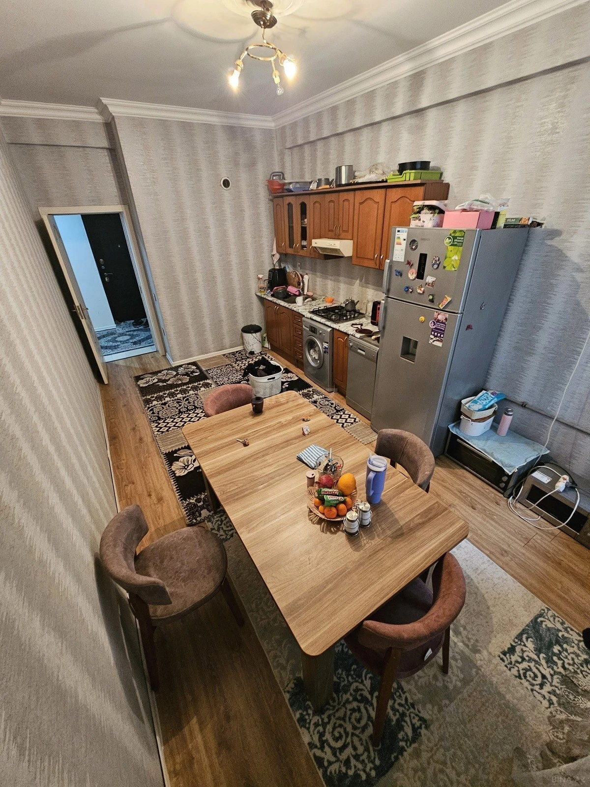 Satılır 2 otaqlı mənzil 102 m²