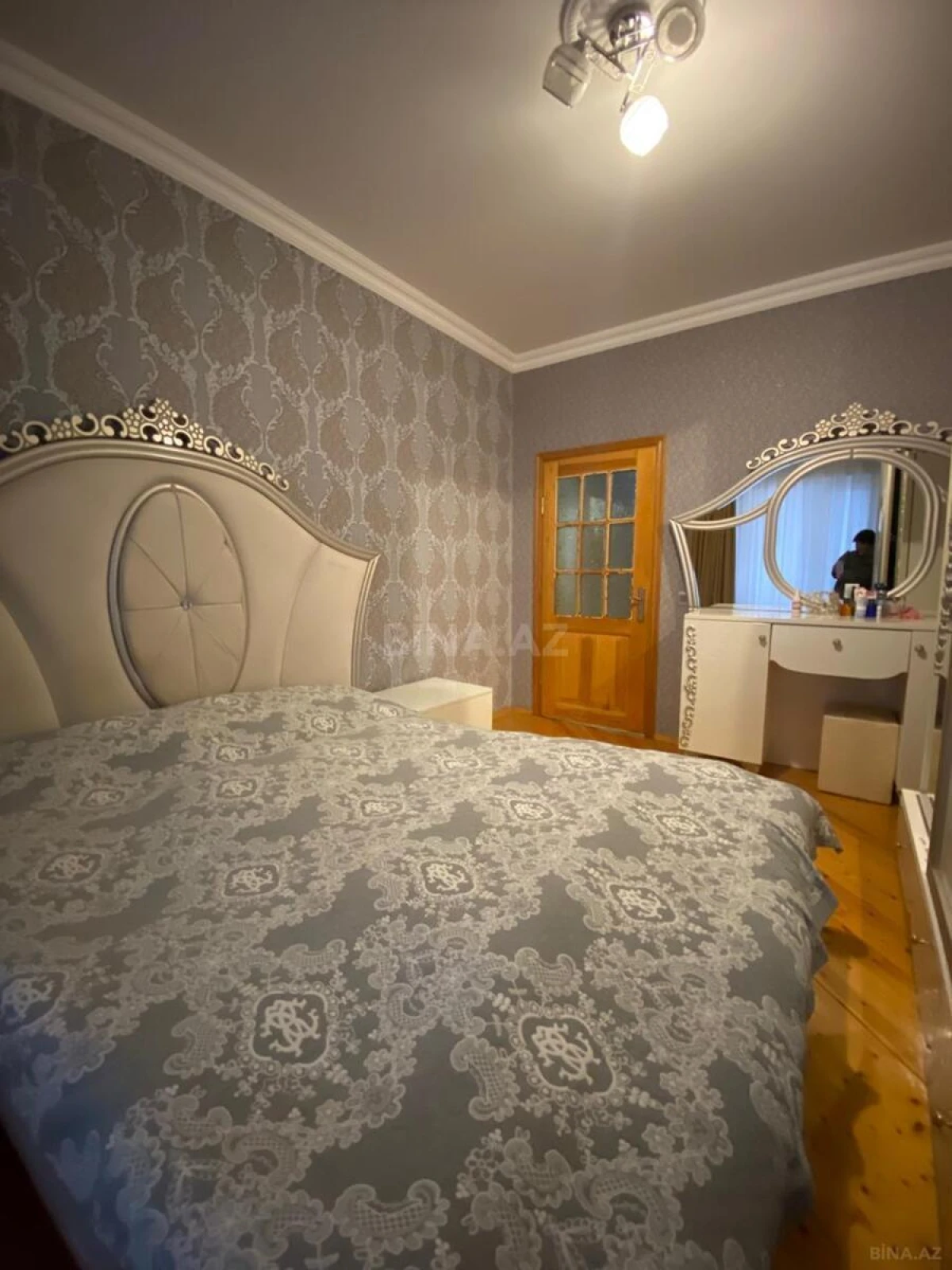 Satılır 2 otaqlı mənzil 65 m²