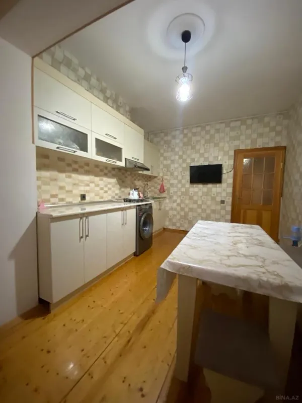 Satılır 2 otaqlı mənzil 65 m²