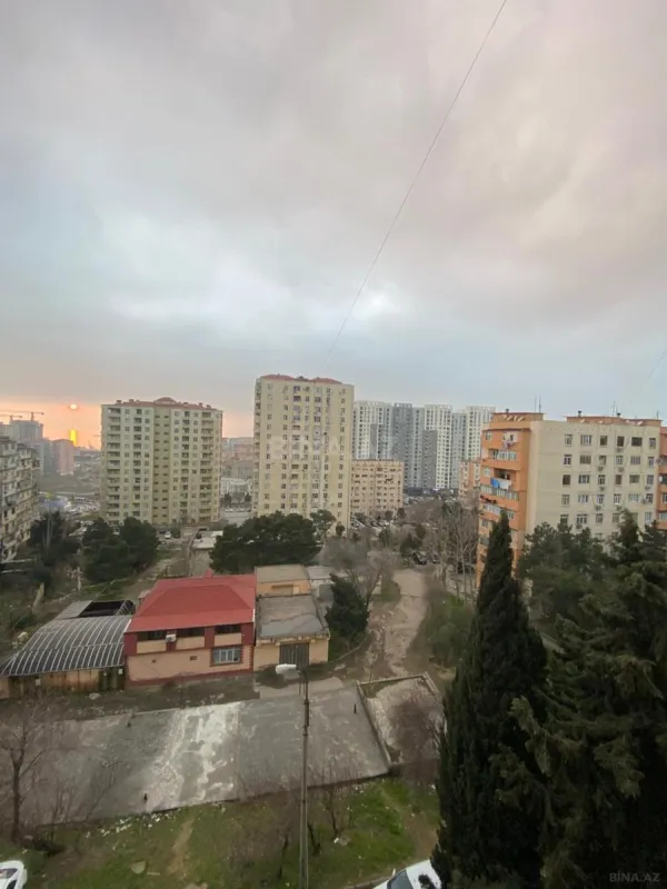 Satılır 2 otaqlı mənzil 65 m²