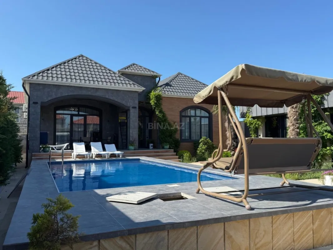 Kirayə verilir 4 otaqlı həyət evi 250 m²