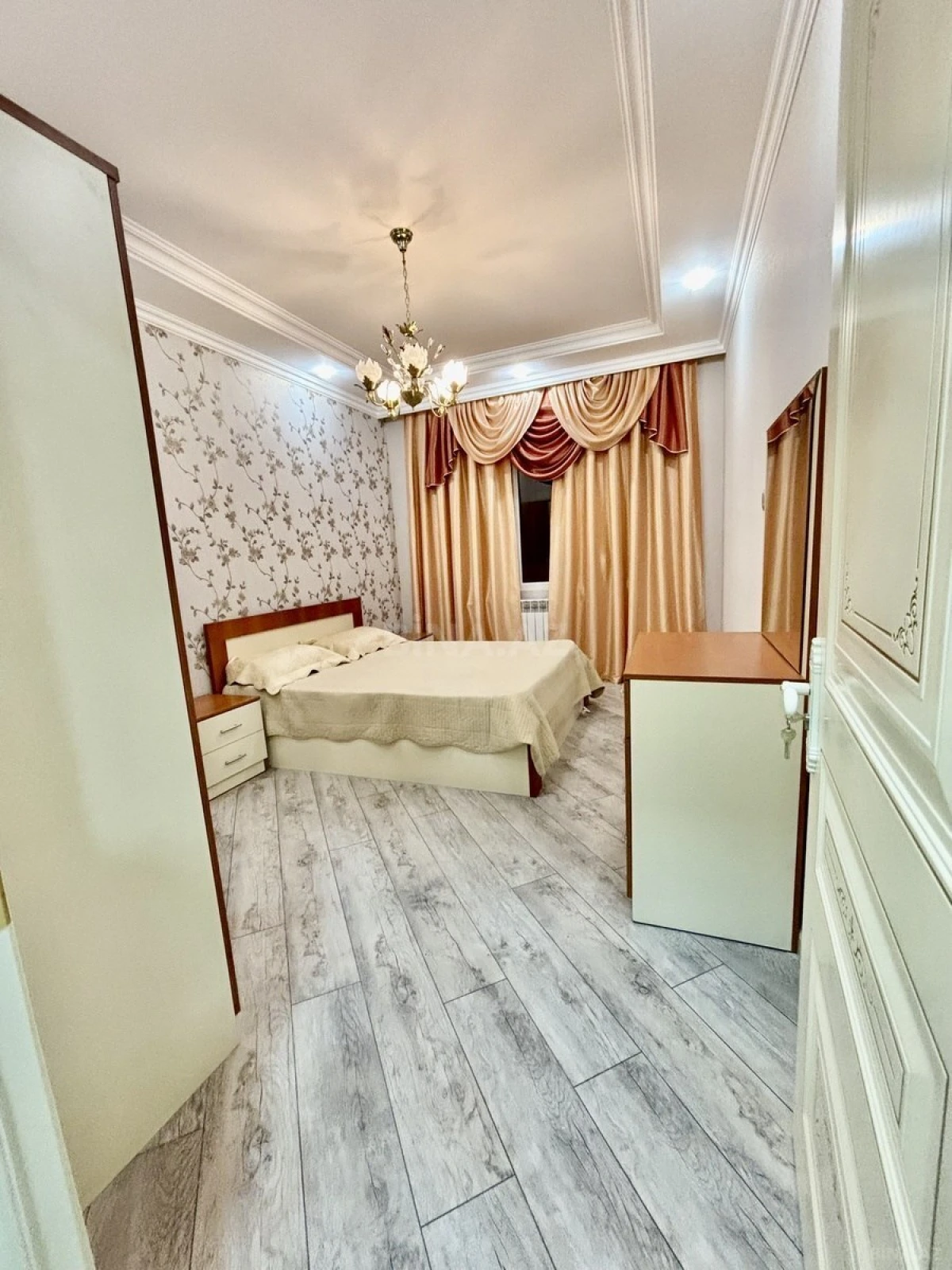 Kirayə verilir 3 otaqlı mənzil 100 m²