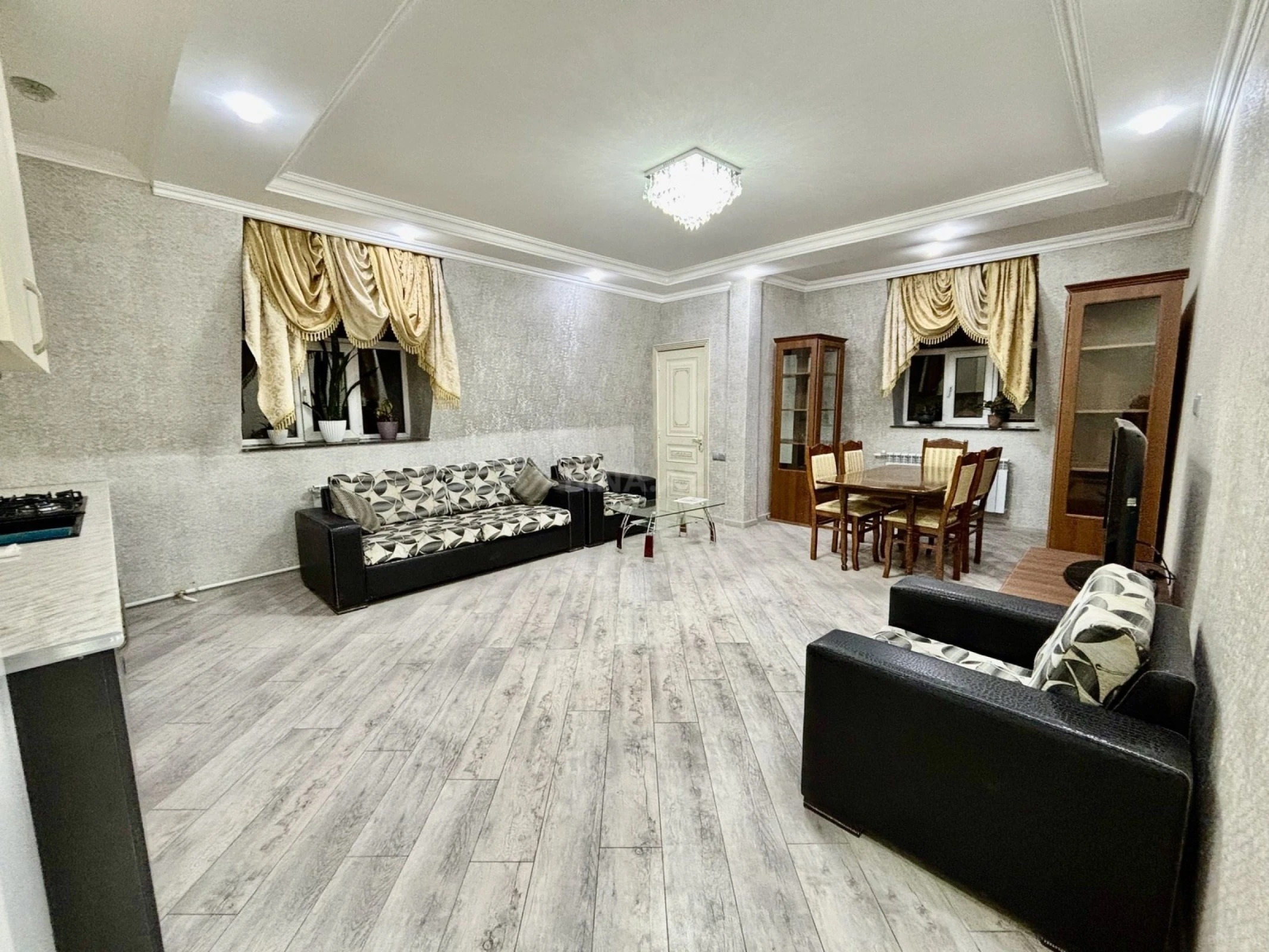 Kirayə verilir 3 otaqlı mənzil 100 m²