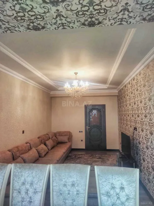 Satılır 4 otaqlı mənzil 125.6 m²