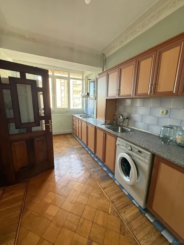 Kirayə verilir 3 otaqlı mənzil 75 m²