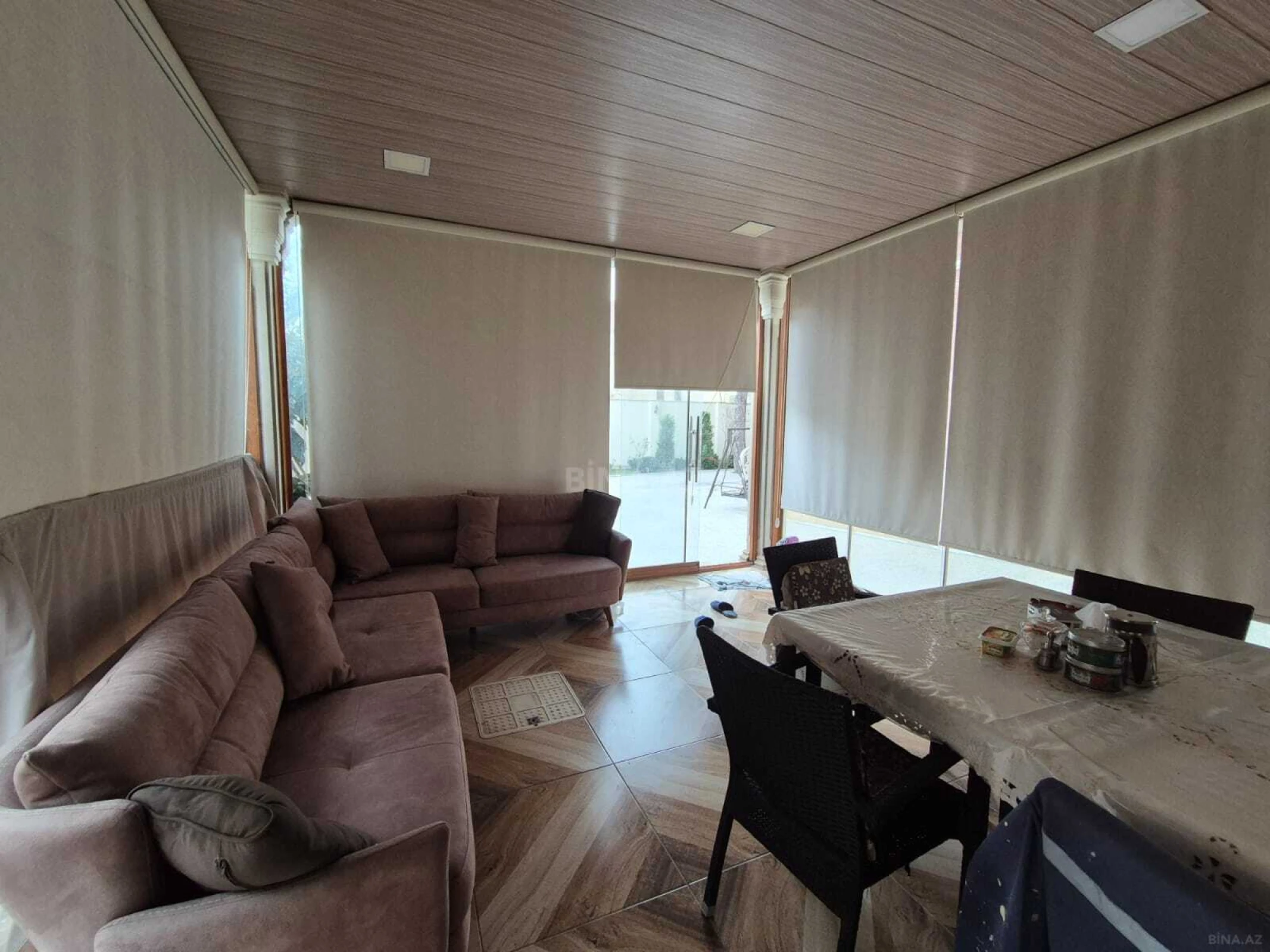 Satılır 7 otaqlı həyət evi 420 m²