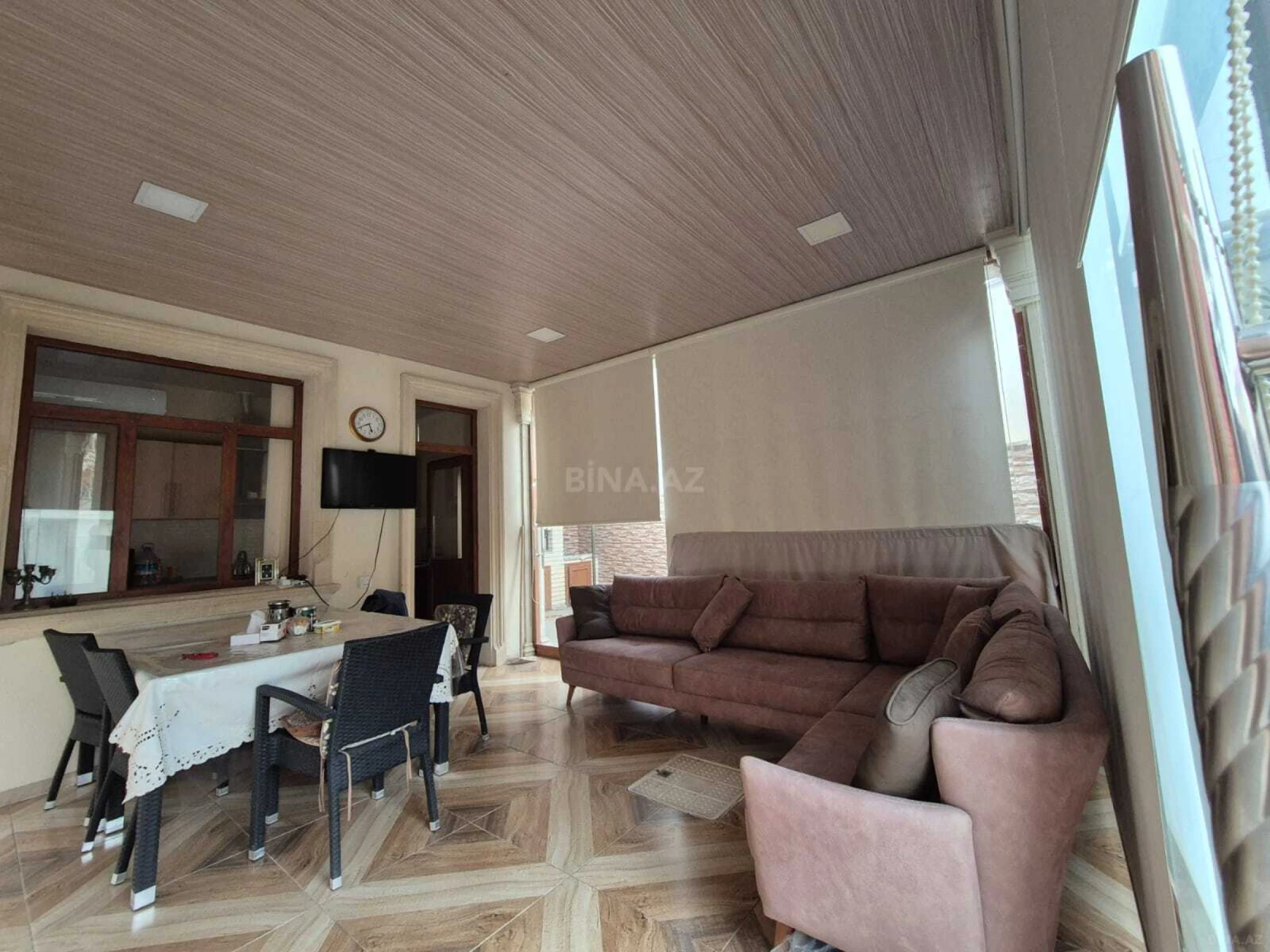 Satılır 7 otaqlı həyət evi 420 m²