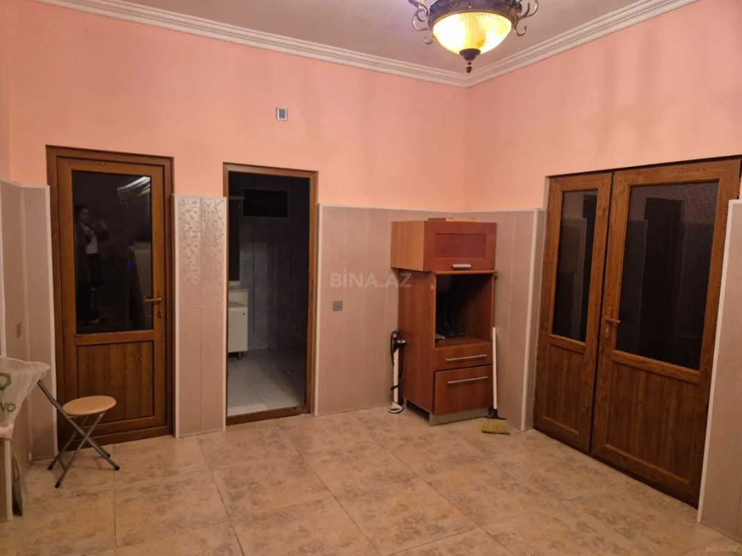 Satılır 7 otaqlı həyət evi 420 m²