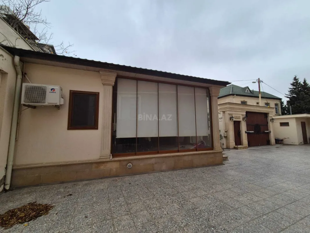 Satılır 7 otaqlı həyət evi 420 m²