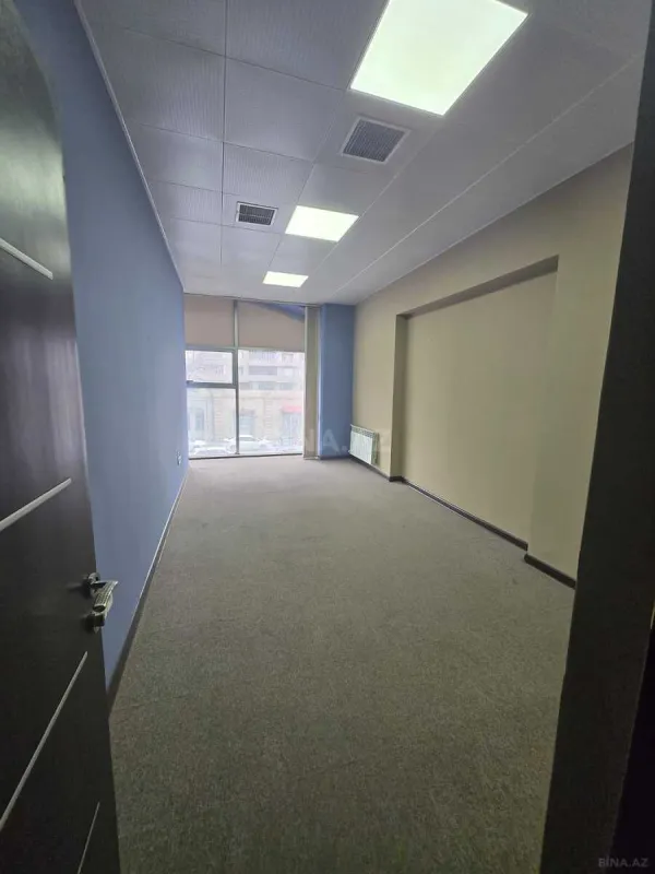 Kirayə verilir 20 otaqlı ofis 1600 m²