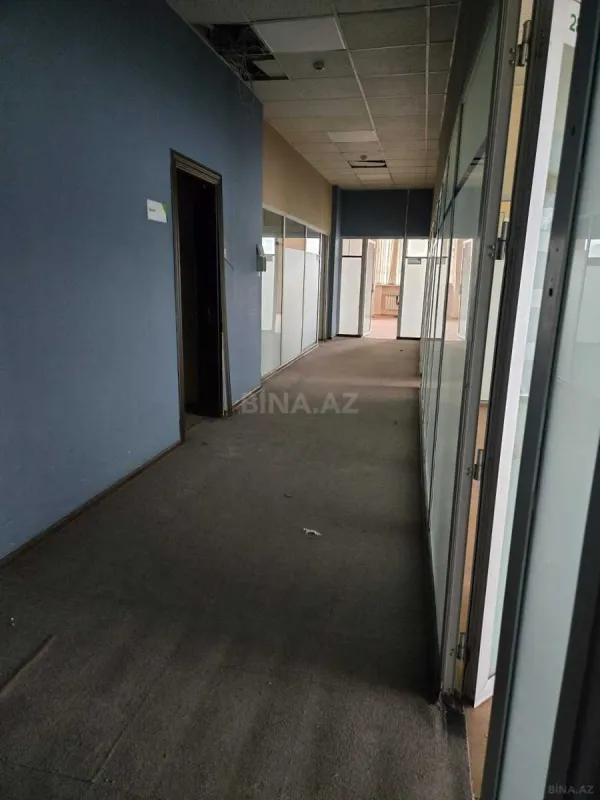Kirayə verilir 20 otaqlı ofis 1600 m²