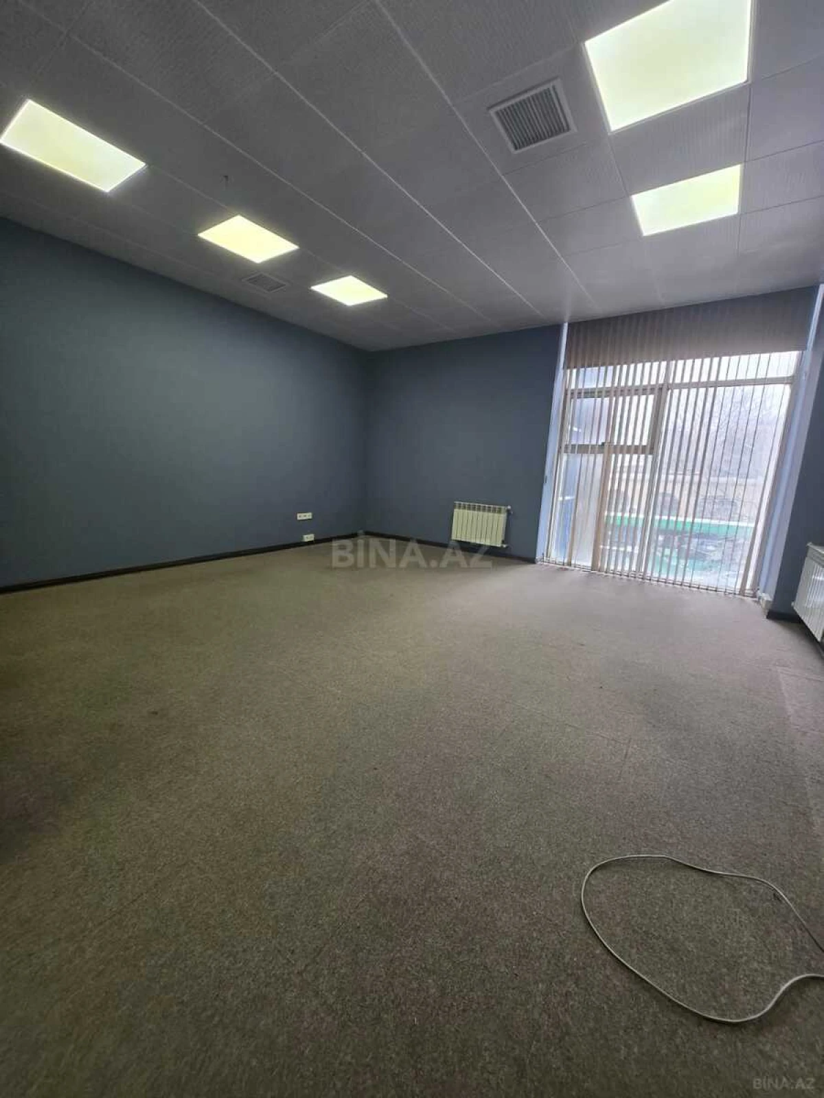 Kirayə verilir 20 otaqlı ofis 1600 m²