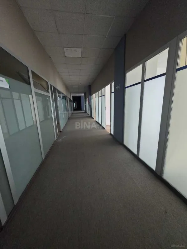 Kirayə verilir 20 otaqlı ofis 1600 m²