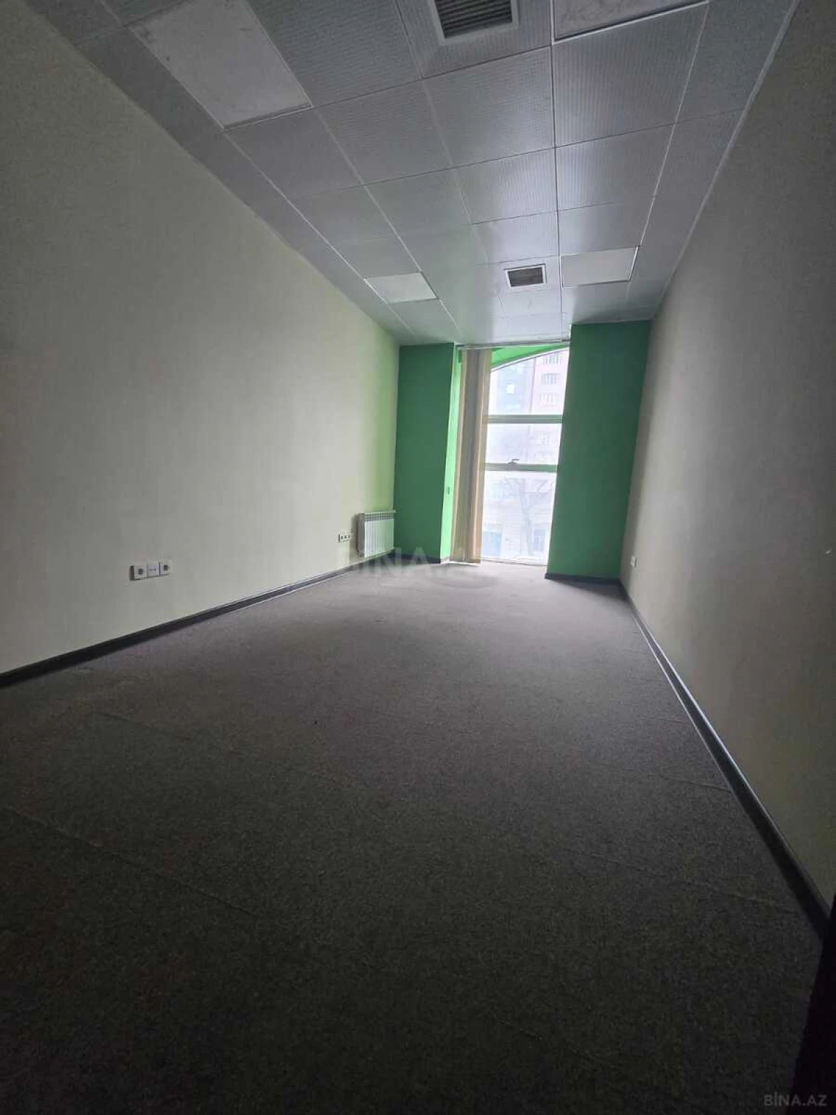 Kirayə verilir 20 otaqlı ofis 1600 m²