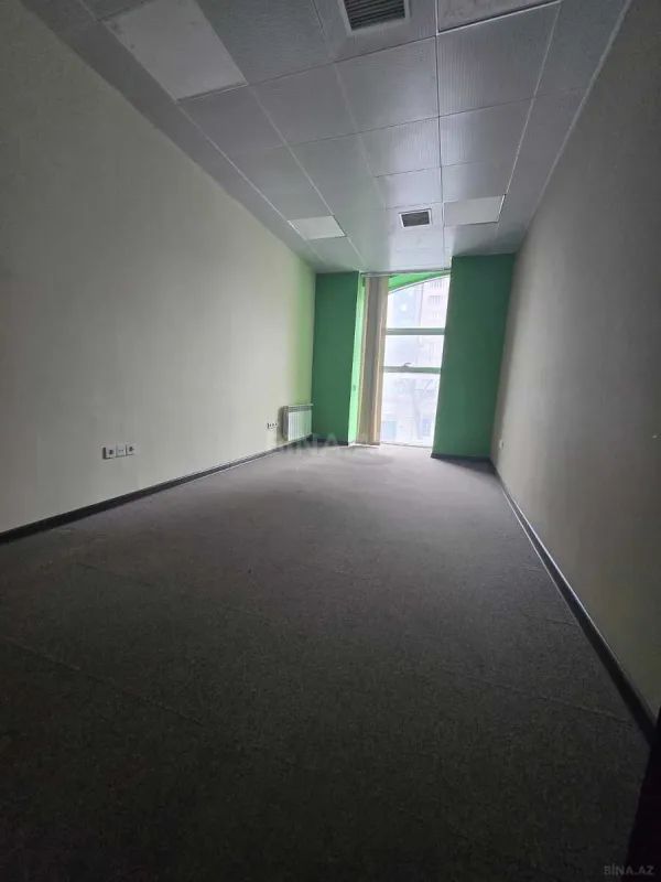 Kirayə verilir 20 otaqlı ofis 1600 m²