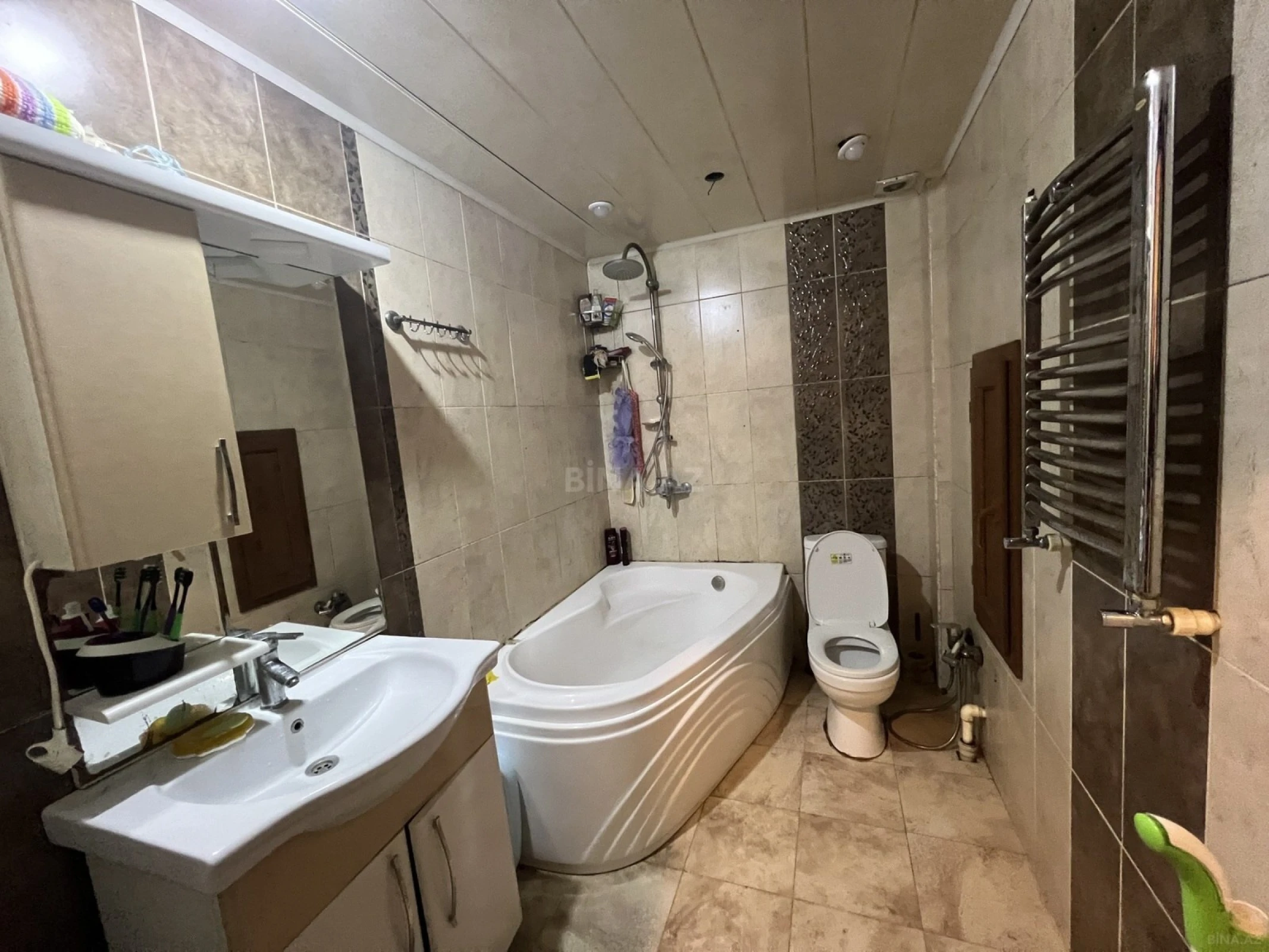 Satılır 2 otaqlı mənzil 57 m²