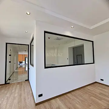 Satılır 5 otaqlı ofis 265 m²