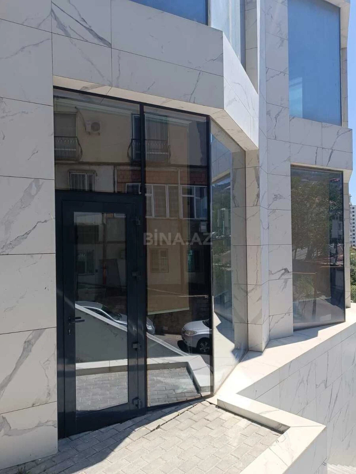 Satılır 5 otaqlı ofis 265 m²
