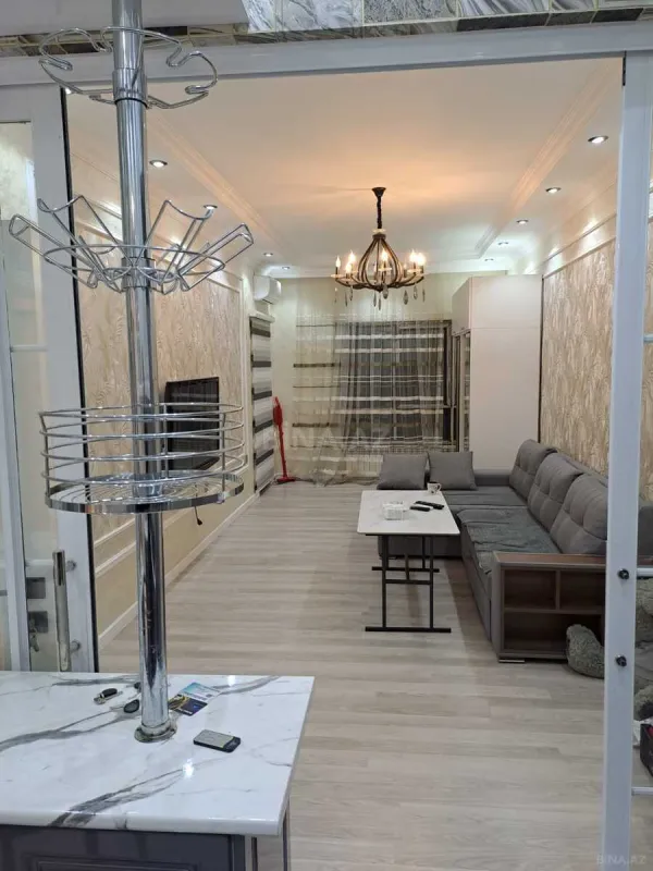 Kirayə verilir 2 otaqlı mənzil 60 m²