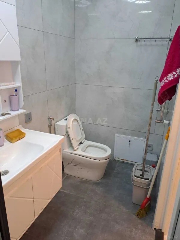 Kirayə verilir 2 otaqlı mənzil 60 m²