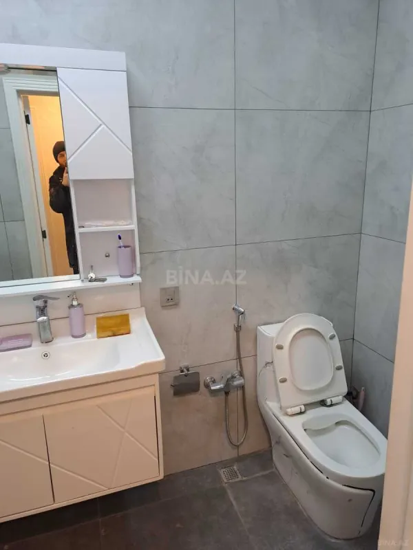 Kirayə verilir 2 otaqlı mənzil 60 m²