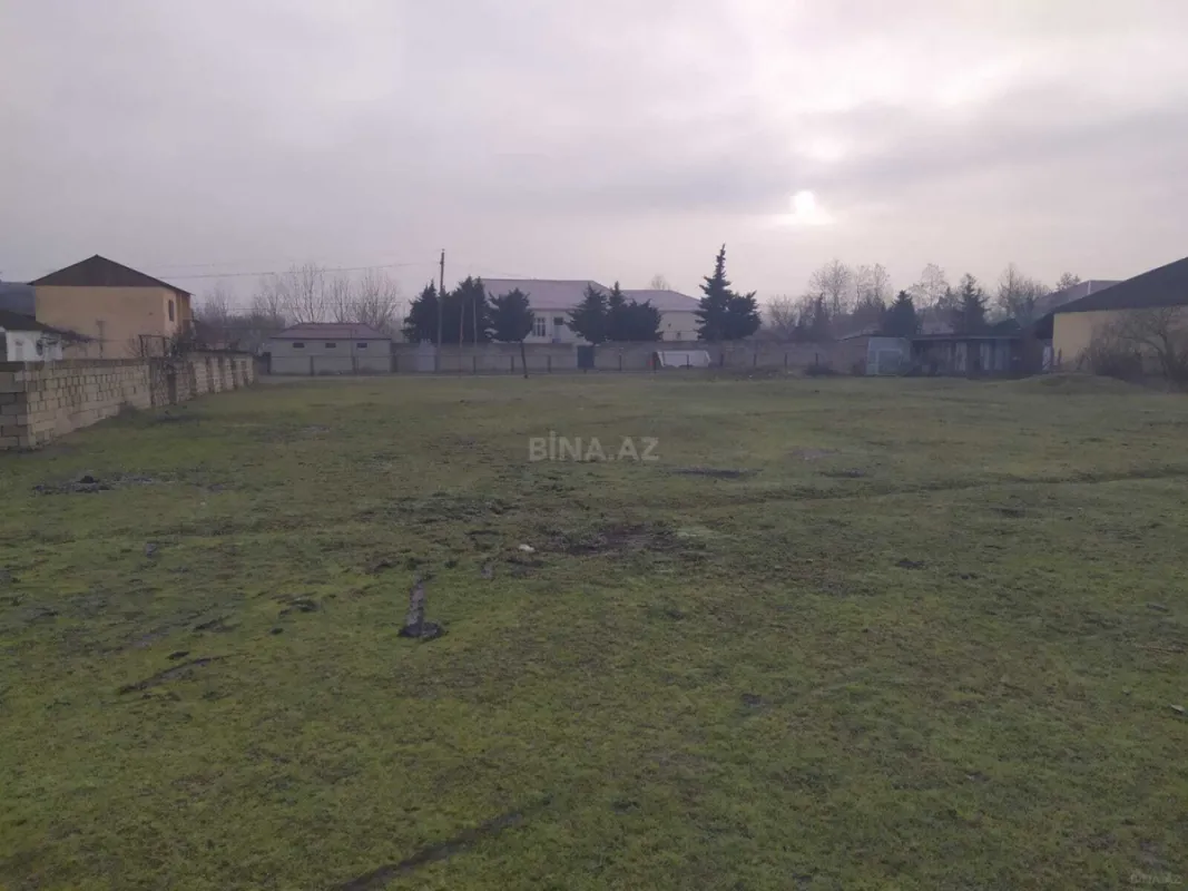 Satılır torpaq sahəsi 10 m²