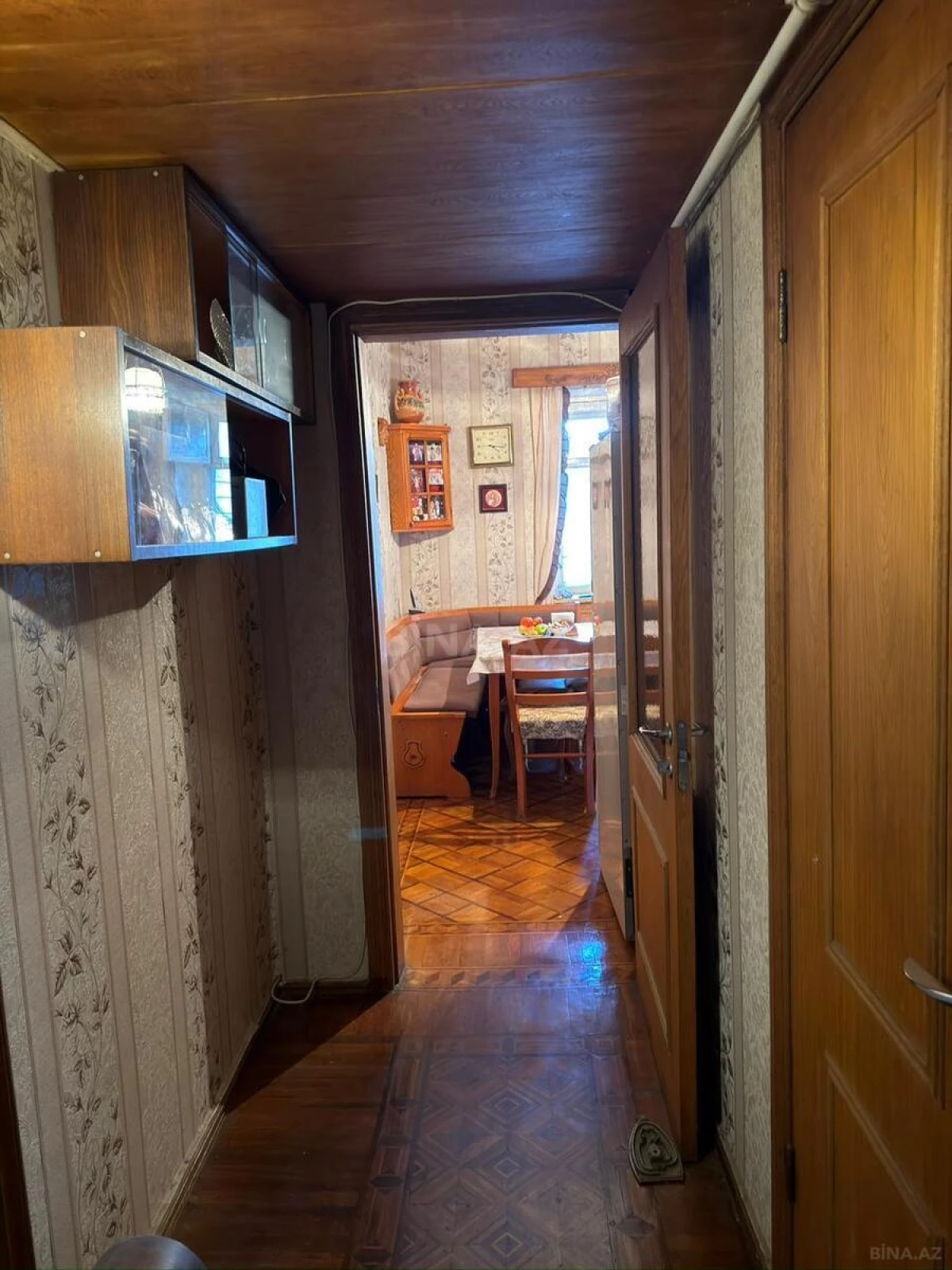 Satılır 4 otaqlı mənzil 110 m²