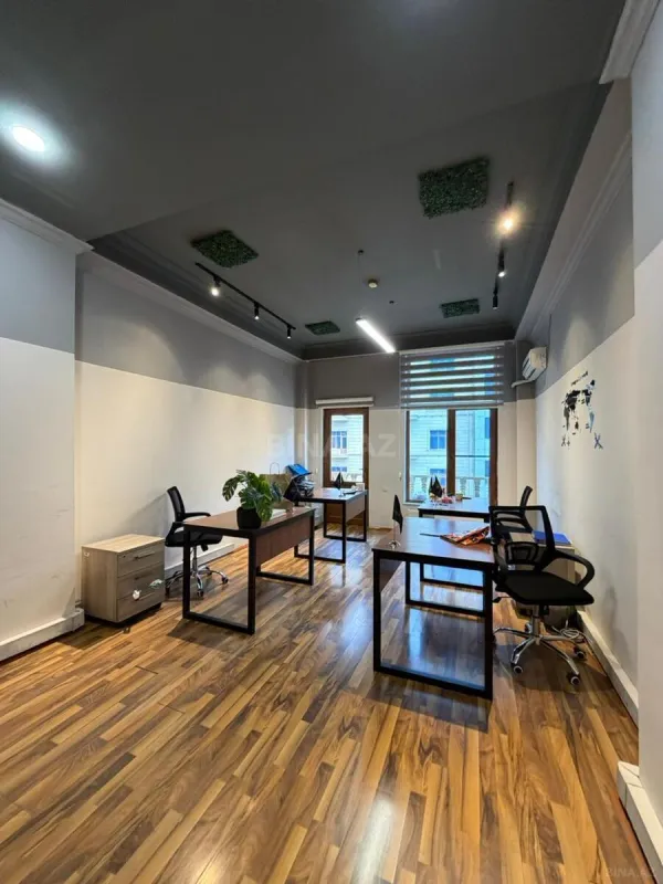 Kirayə verilir 3 otaqlı ofis 80 m²