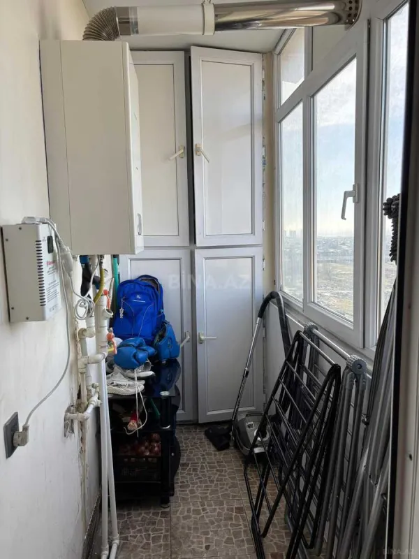 Satılır 4 otaqlı mənzil 100 m²